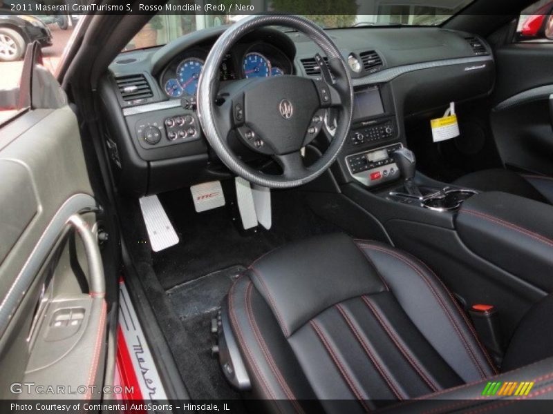  2011 GranTurismo S Nero Interior