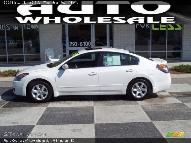 Winter Frost Pearl / Blond 2009 Nissan Altima 2.5 SL