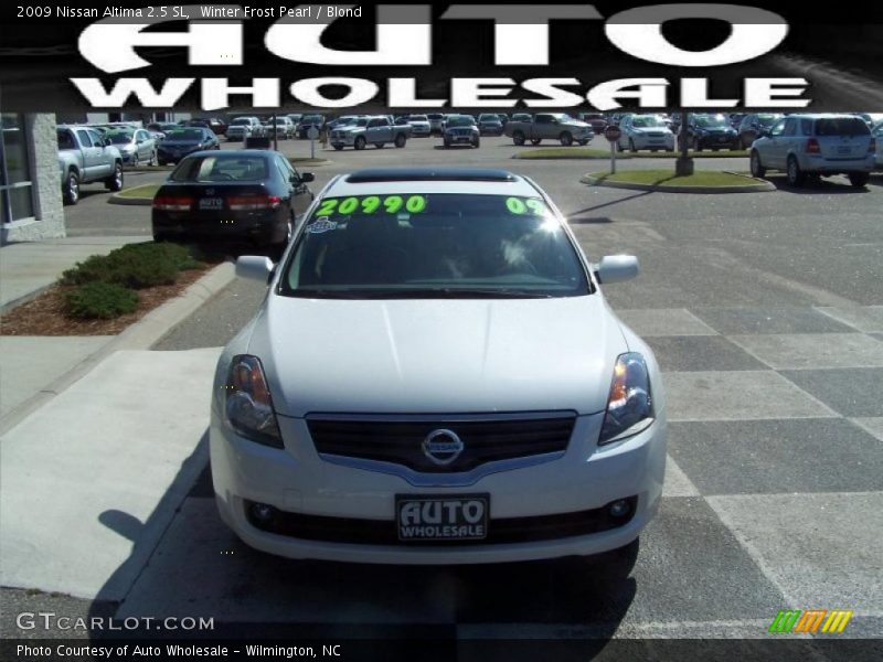 Winter Frost Pearl / Blond 2009 Nissan Altima 2.5 SL
