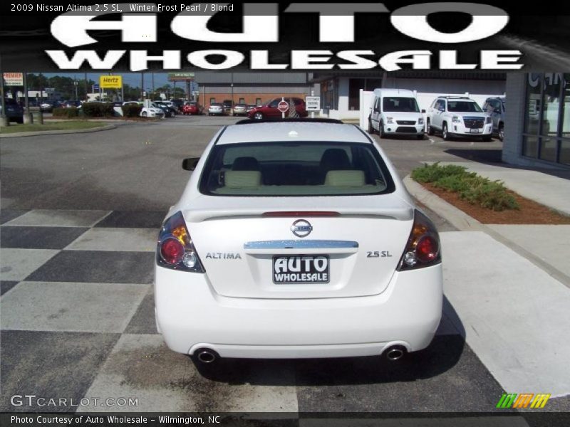 Winter Frost Pearl / Blond 2009 Nissan Altima 2.5 SL