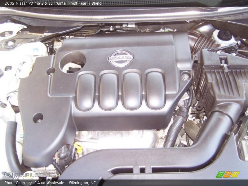 Winter Frost Pearl / Blond 2009 Nissan Altima 2.5 SL