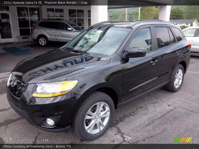 Phantom Black Metallic / Gray 2011 Hyundai Santa Fe SE