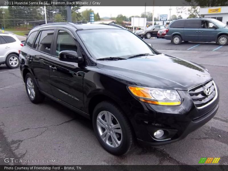 Phantom Black Metallic / Gray 2011 Hyundai Santa Fe SE