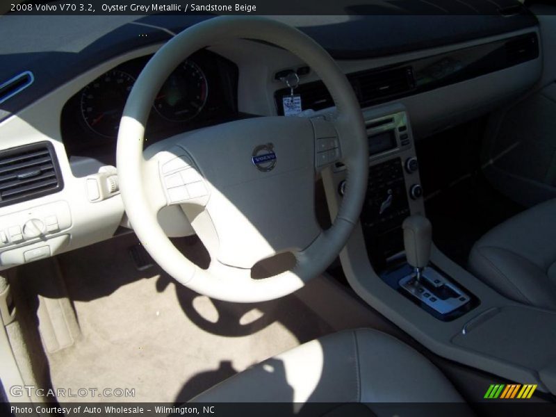 Oyster Grey Metallic / Sandstone Beige 2008 Volvo V70 3.2