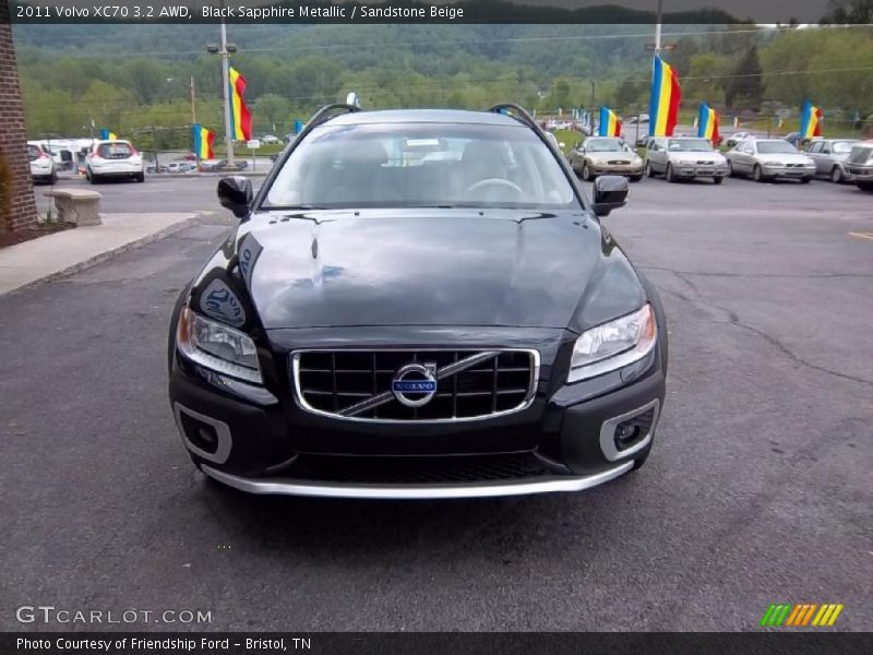 Black Sapphire Metallic / Sandstone Beige 2011 Volvo XC70 3.2 AWD