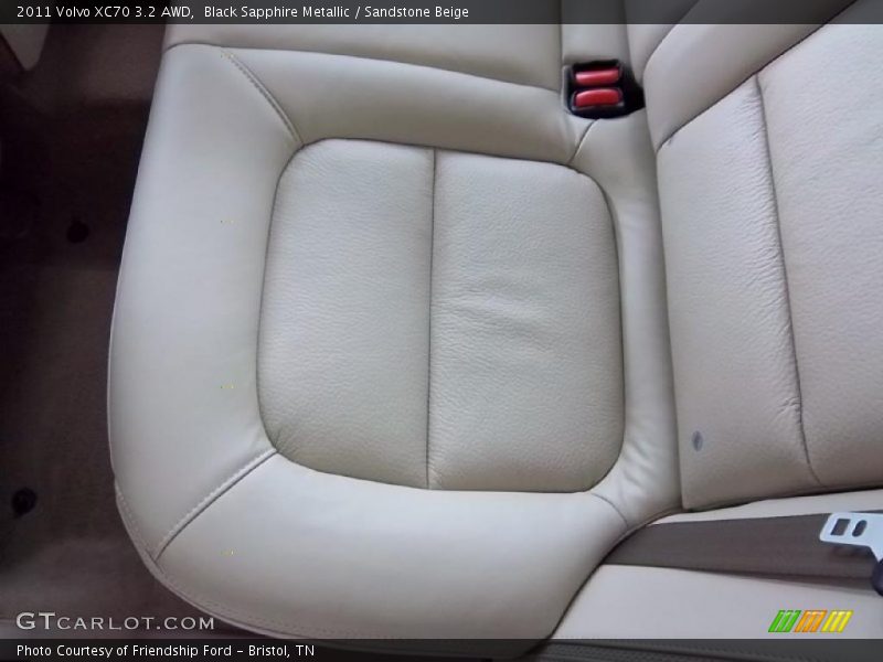Black Sapphire Metallic / Sandstone Beige 2011 Volvo XC70 3.2 AWD