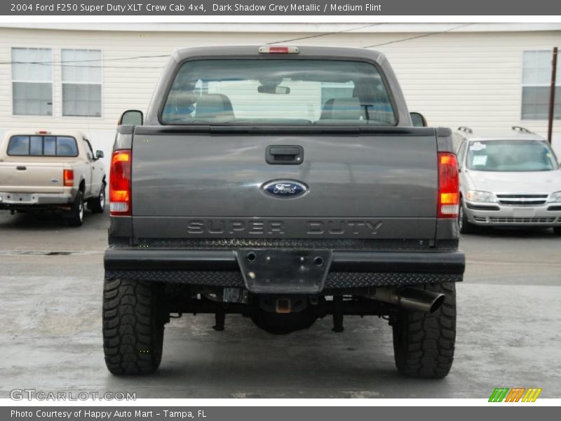 Dark Shadow Grey Metallic / Medium Flint 2004 Ford F250 Super Duty XLT Crew Cab 4x4