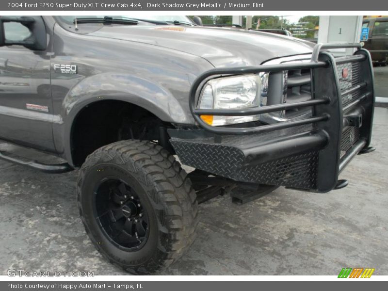Dark Shadow Grey Metallic / Medium Flint 2004 Ford F250 Super Duty XLT Crew Cab 4x4