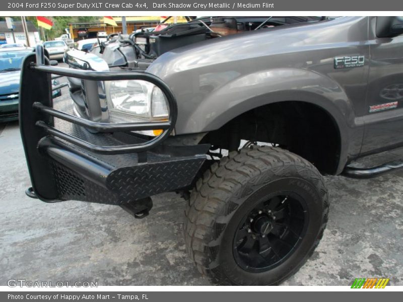 Dark Shadow Grey Metallic / Medium Flint 2004 Ford F250 Super Duty XLT Crew Cab 4x4