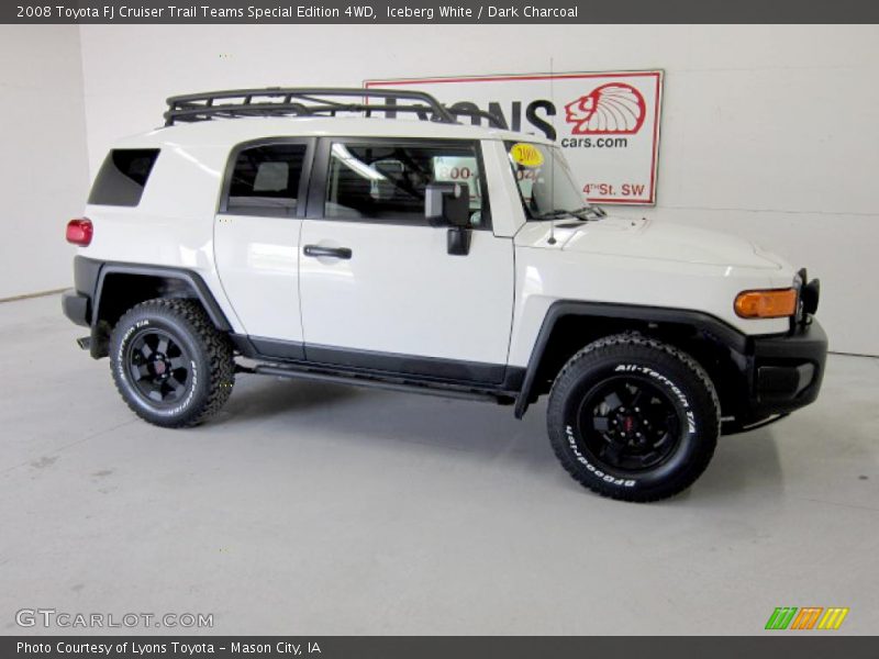 Iceberg White / Dark Charcoal 2008 Toyota FJ Cruiser Trail Teams Special Edition 4WD