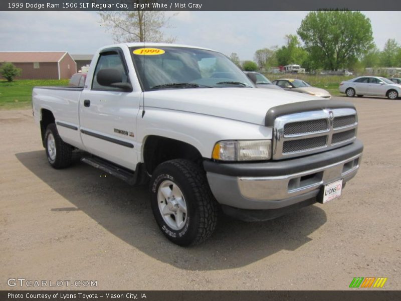 Front 3/4 View of 1999 Ram 1500 SLT Regular Cab