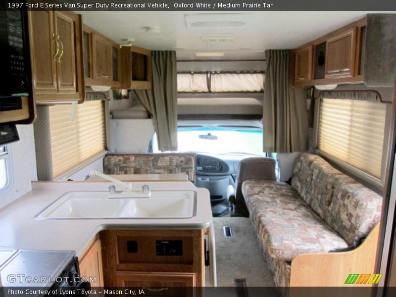 Oxford White / Medium Prairie Tan 1997 Ford E Series Van Super Duty Recreational Vehicle