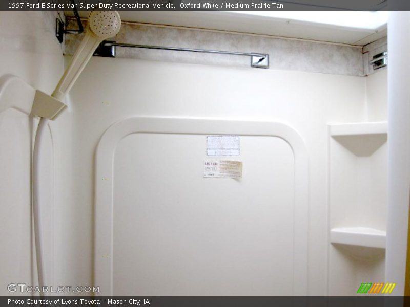 Oxford White / Medium Prairie Tan 1997 Ford E Series Van Super Duty Recreational Vehicle