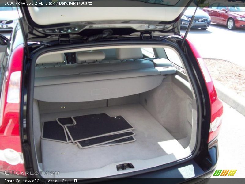 Black / Dark Beige/Quartz 2006 Volvo V50 2.4i