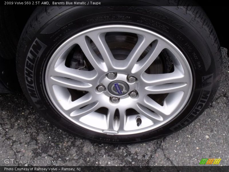 2009 S60 2.5T AWD Wheel