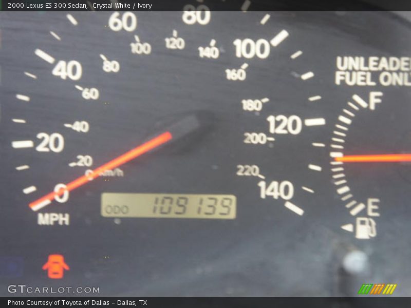 Crystal White / Ivory 2000 Lexus ES 300 Sedan