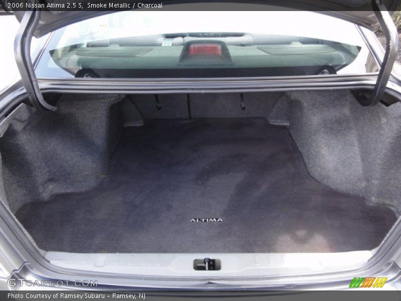 Smoke Metallic / Charcoal 2006 Nissan Altima 2.5 S