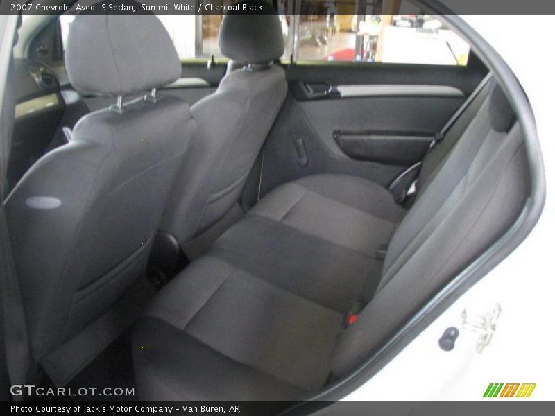 Summit White / Charcoal Black 2007 Chevrolet Aveo LS Sedan
