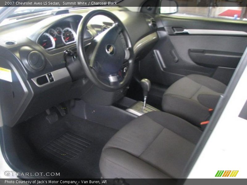 Summit White / Charcoal Black 2007 Chevrolet Aveo LS Sedan