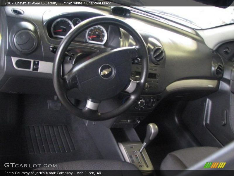 Summit White / Charcoal Black 2007 Chevrolet Aveo LS Sedan