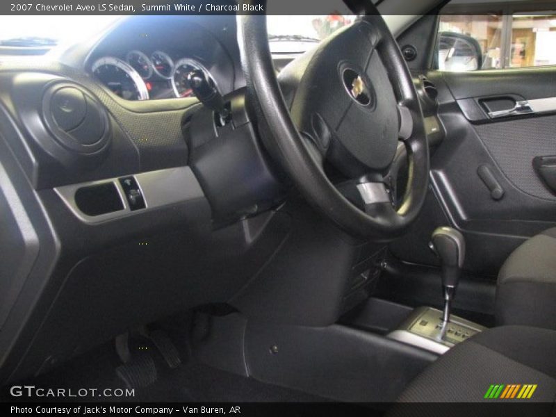 Summit White / Charcoal Black 2007 Chevrolet Aveo LS Sedan