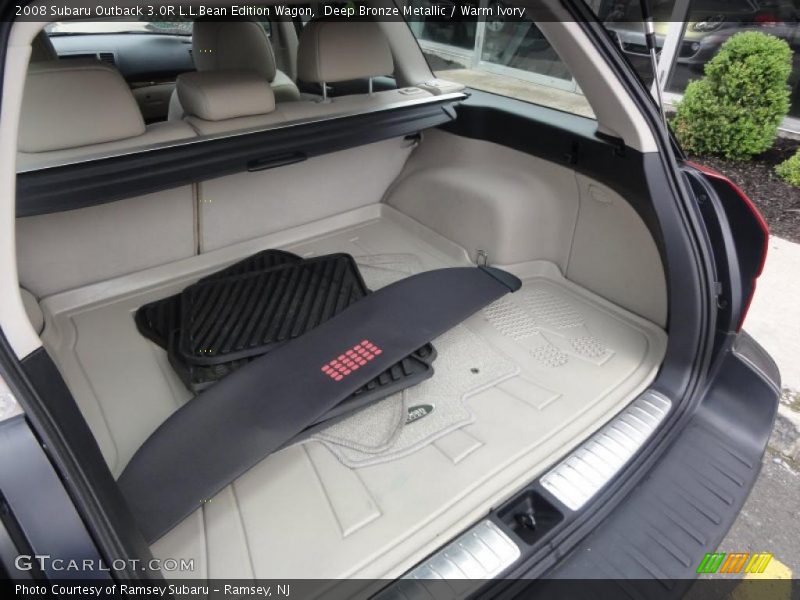  2008 Outback 3.0R L.L.Bean Edition Wagon Trunk