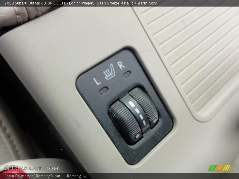 Controls of 2008 Outback 3.0R L.L.Bean Edition Wagon