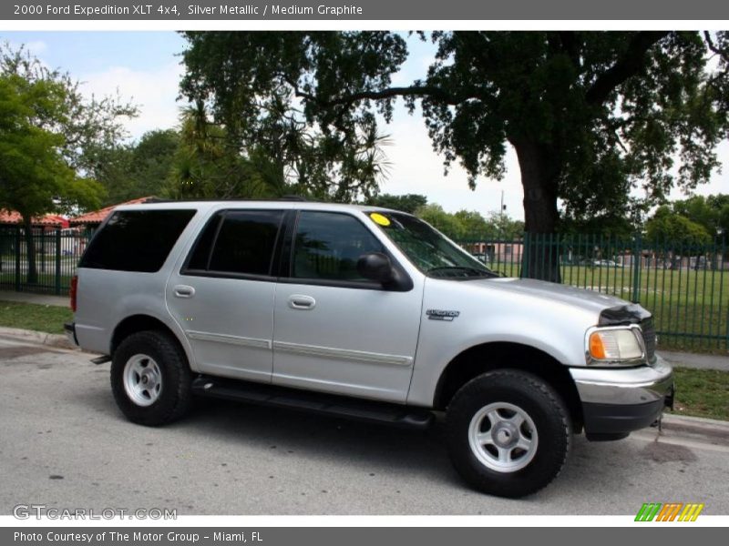 Silver Metallic / Medium Graphite 2000 Ford Expedition XLT 4x4