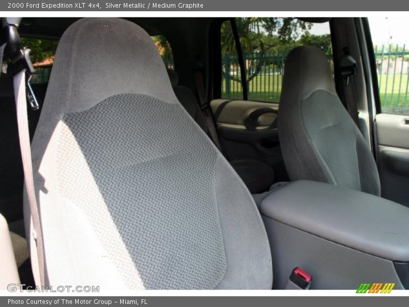Silver Metallic / Medium Graphite 2000 Ford Expedition XLT 4x4