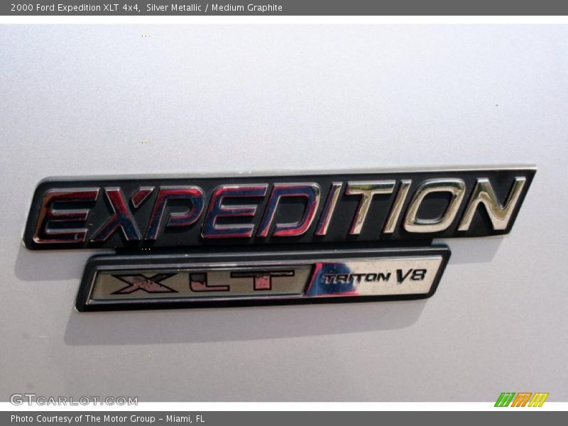  2000 Expedition XLT 4x4 Logo