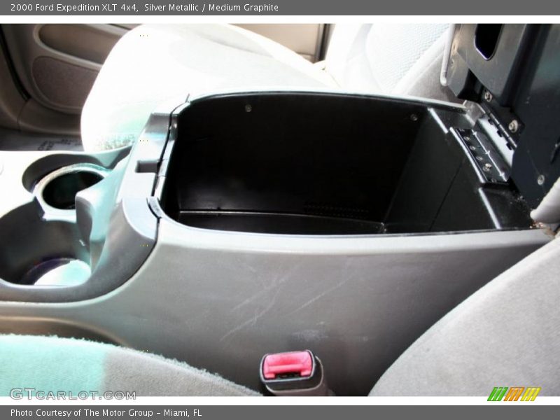 Silver Metallic / Medium Graphite 2000 Ford Expedition XLT 4x4