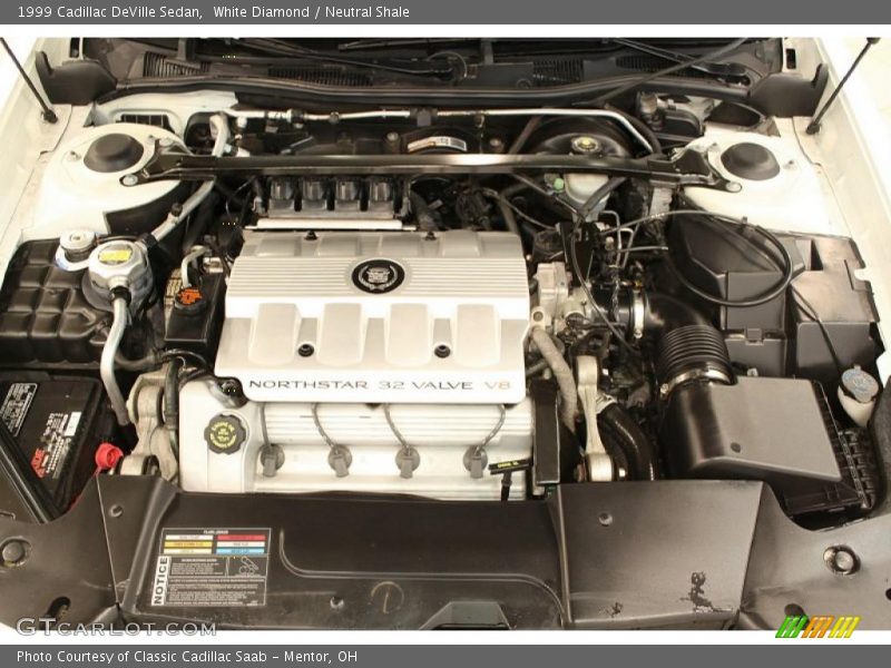 White Diamond / Neutral Shale 1999 Cadillac DeVille Sedan