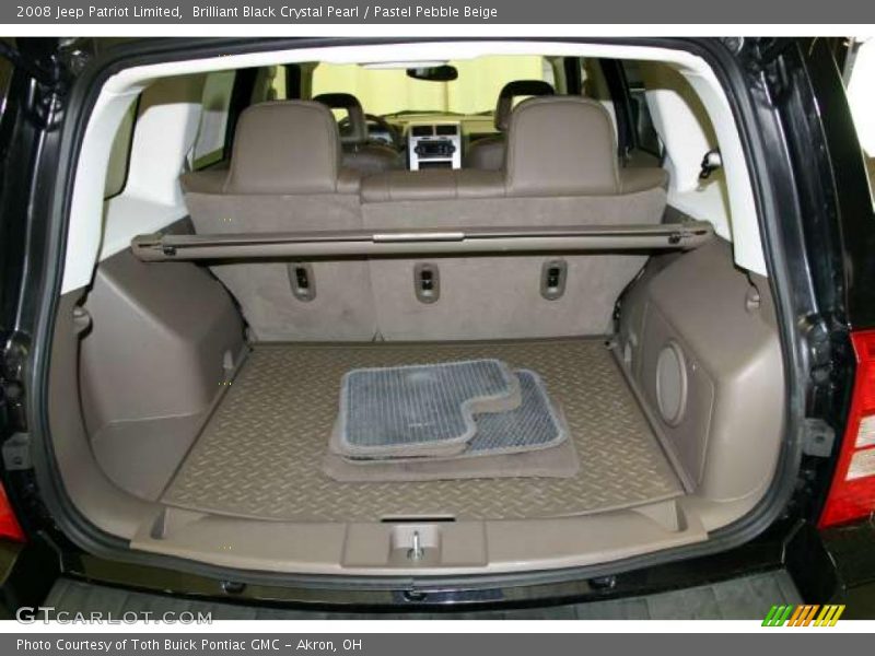 Brilliant Black Crystal Pearl / Pastel Pebble Beige 2008 Jeep Patriot Limited