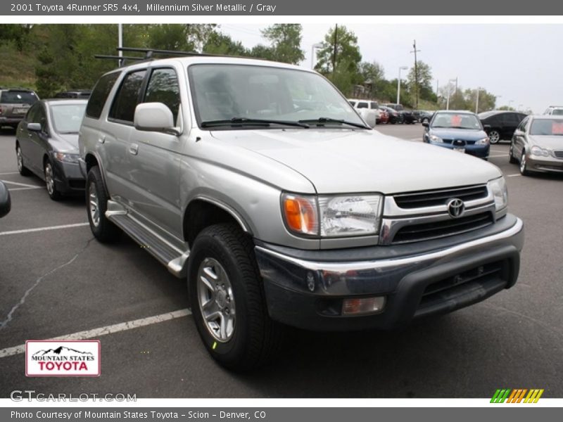 Millennium Silver Metallic / Gray 2001 Toyota 4Runner SR5 4x4