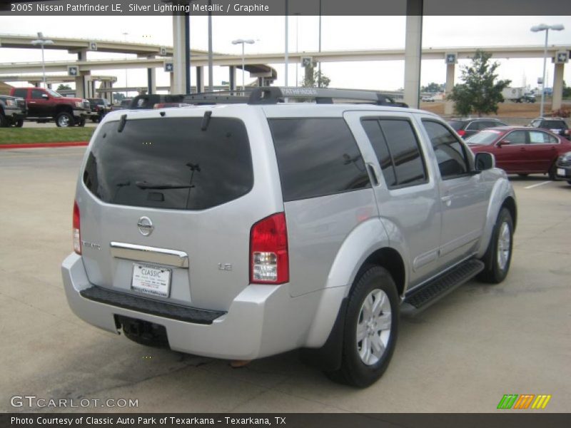 Silver Lightning Metallic / Graphite 2005 Nissan Pathfinder LE