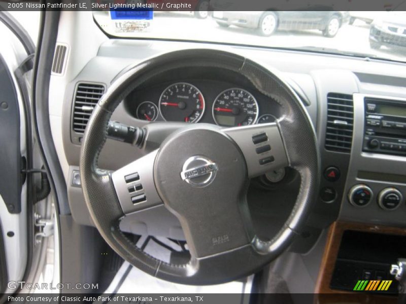 Silver Lightning Metallic / Graphite 2005 Nissan Pathfinder LE