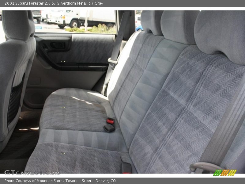 Silverthorn Metallic / Gray 2001 Subaru Forester 2.5 S