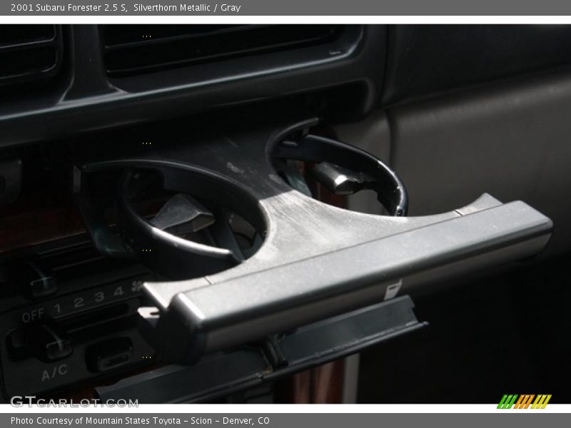 Silverthorn Metallic / Gray 2001 Subaru Forester 2.5 S