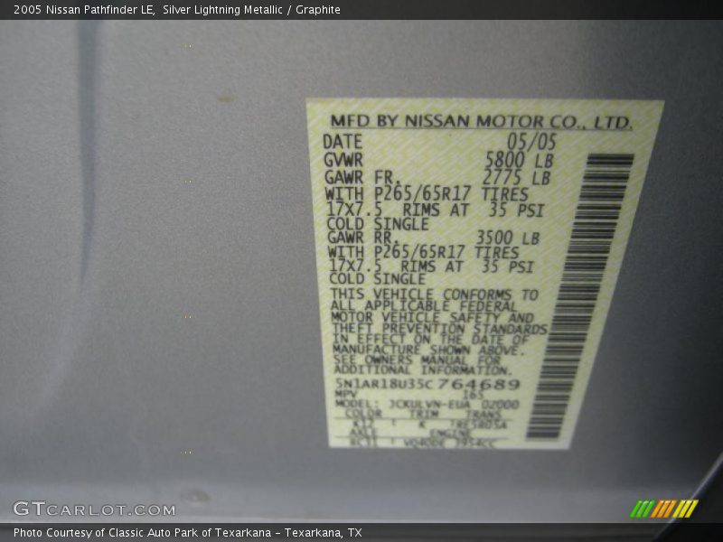 Silver Lightning Metallic / Graphite 2005 Nissan Pathfinder LE