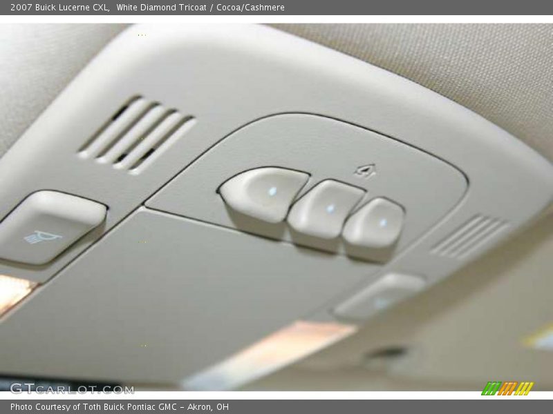 White Diamond Tricoat / Cocoa/Cashmere 2007 Buick Lucerne CXL