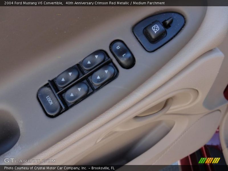 Controls of 2004 Mustang V6 Convertible