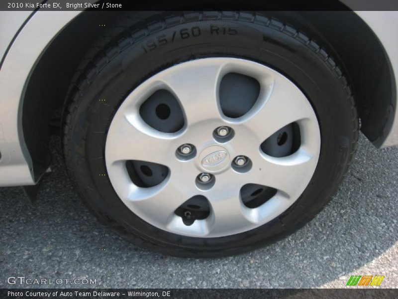 Bright Silver / Stone 2010 Kia Forte EX