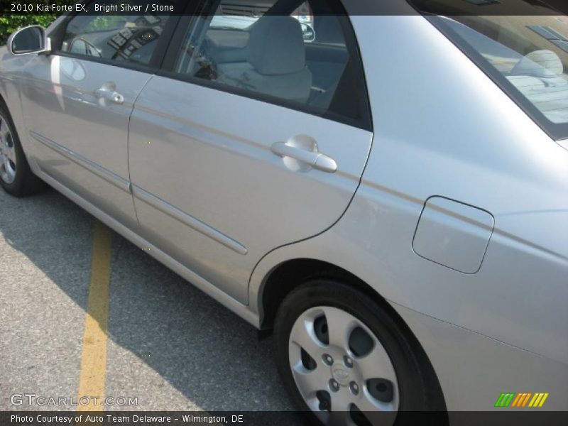 Bright Silver / Stone 2010 Kia Forte EX