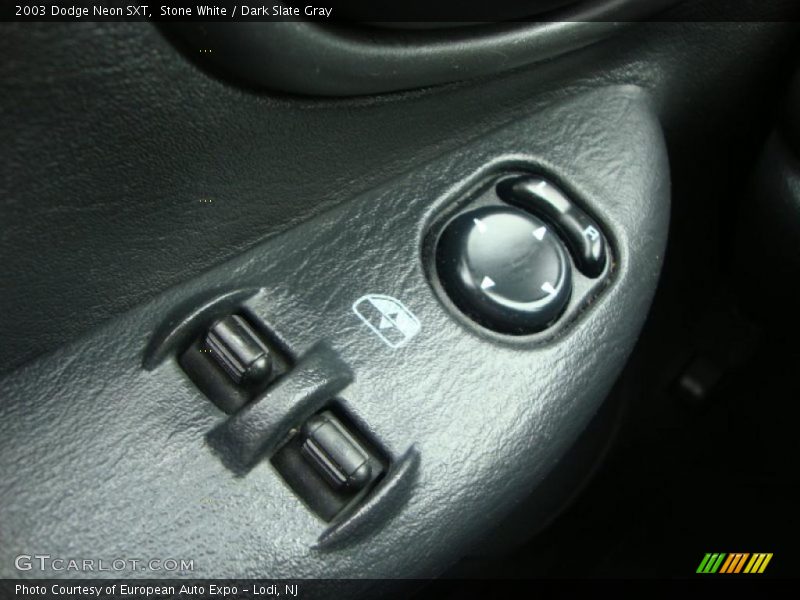 Stone White / Dark Slate Gray 2003 Dodge Neon SXT