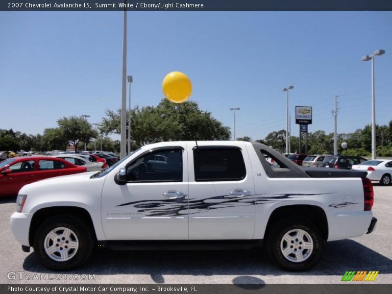 Summit White / Ebony/Light Cashmere 2007 Chevrolet Avalanche LS