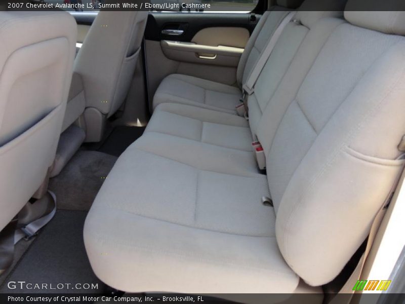 Summit White / Ebony/Light Cashmere 2007 Chevrolet Avalanche LS