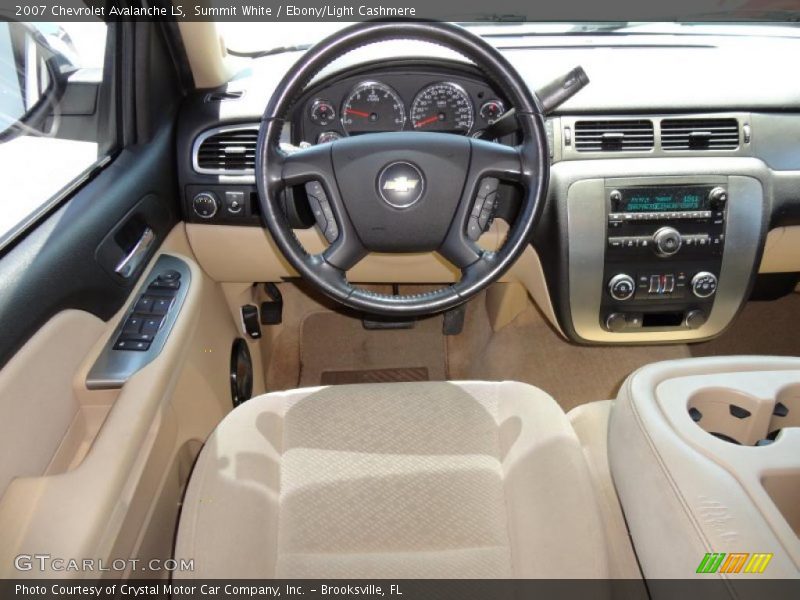 Summit White / Ebony/Light Cashmere 2007 Chevrolet Avalanche LS