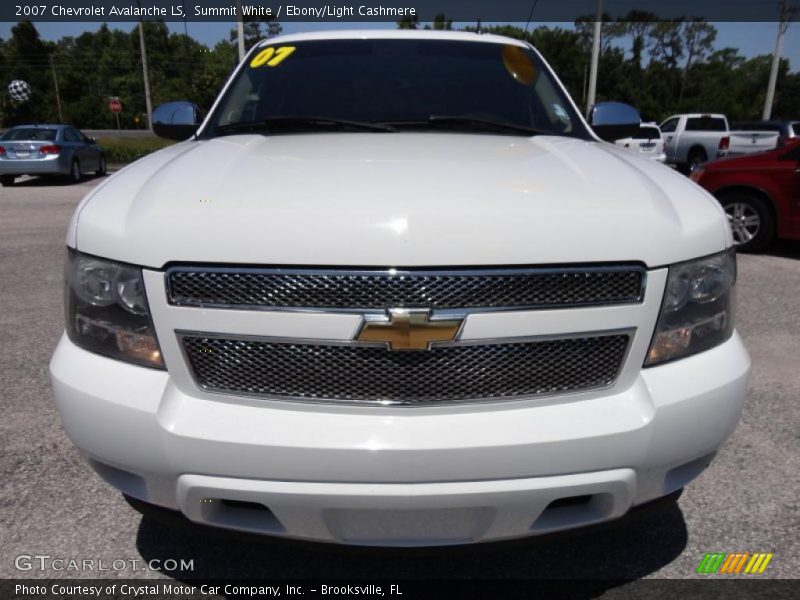 Summit White / Ebony/Light Cashmere 2007 Chevrolet Avalanche LS