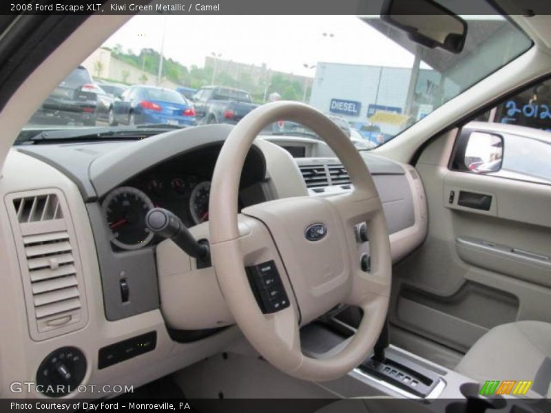 Kiwi Green Metallic / Camel 2008 Ford Escape XLT