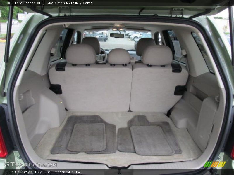 Kiwi Green Metallic / Camel 2008 Ford Escape XLT